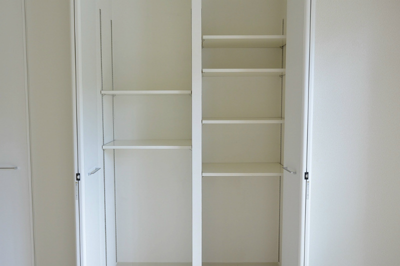 収納　洋室収納