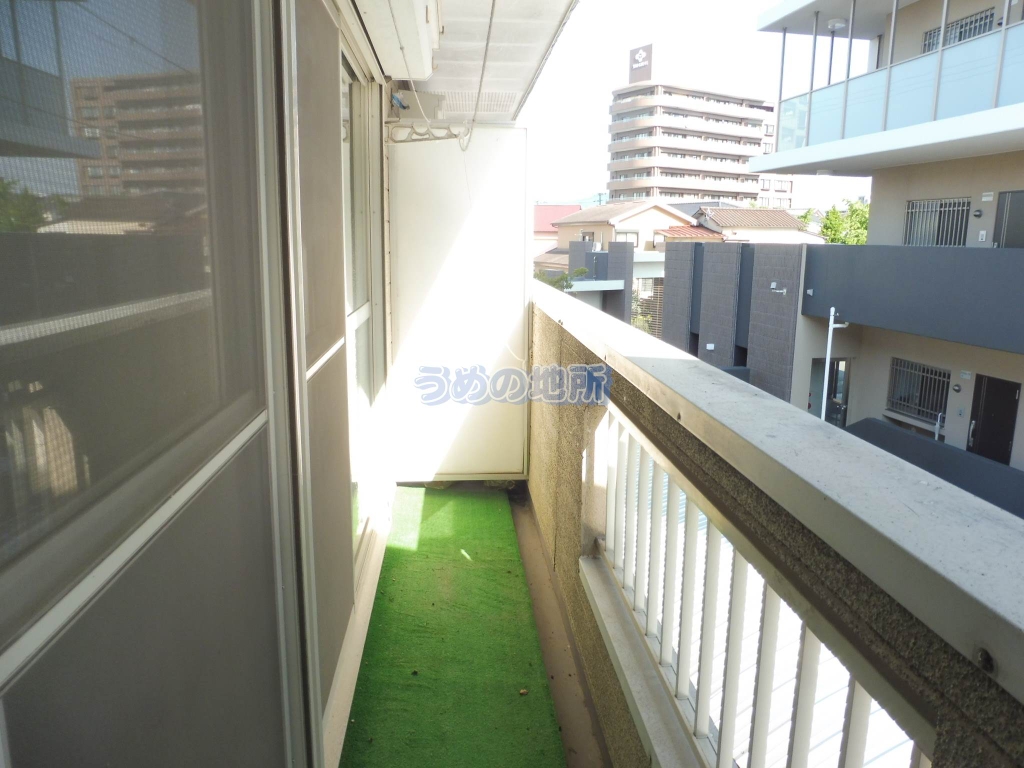 バルコニー　バルコニー