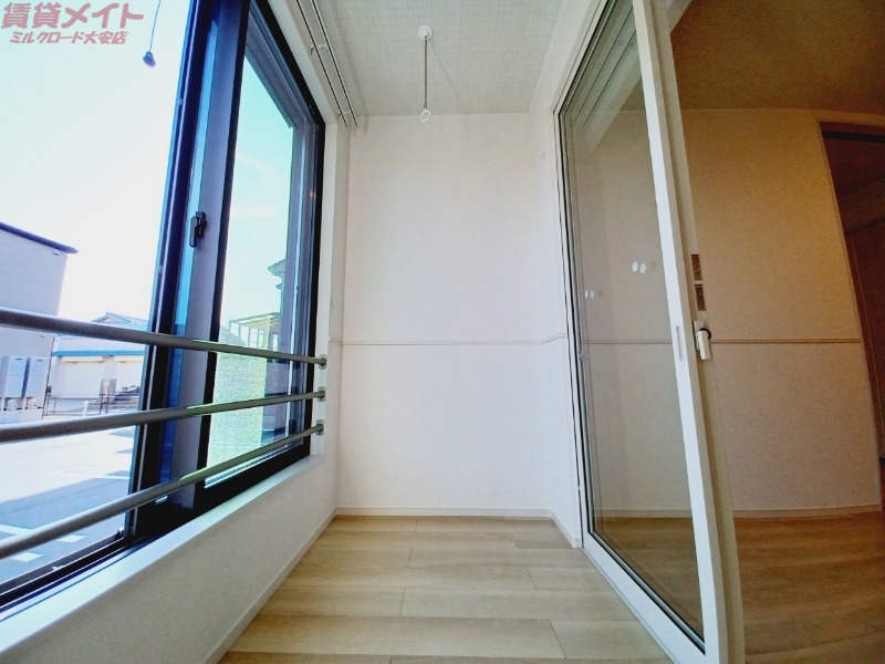 バルコニー　同型参考写真