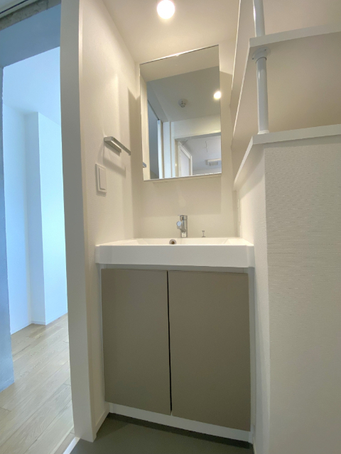 洗面設備　実際のお部屋の写真です。