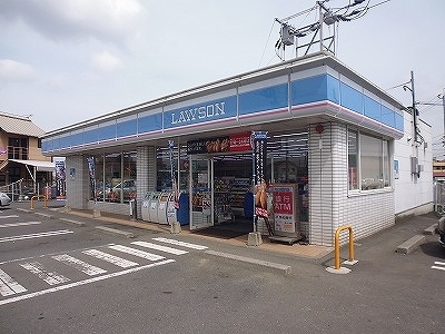 コンビニ　ローソン（コンビニ）まで550m