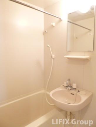 バス・シャワールーム　風呂