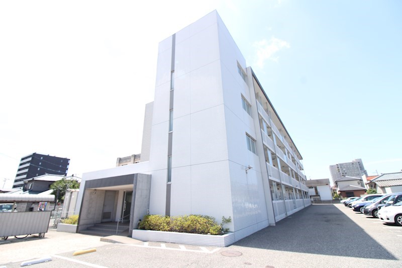 建物外観　新潟駅徒歩圏内