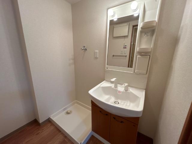 洗面設備　洗髪洗面化粧台