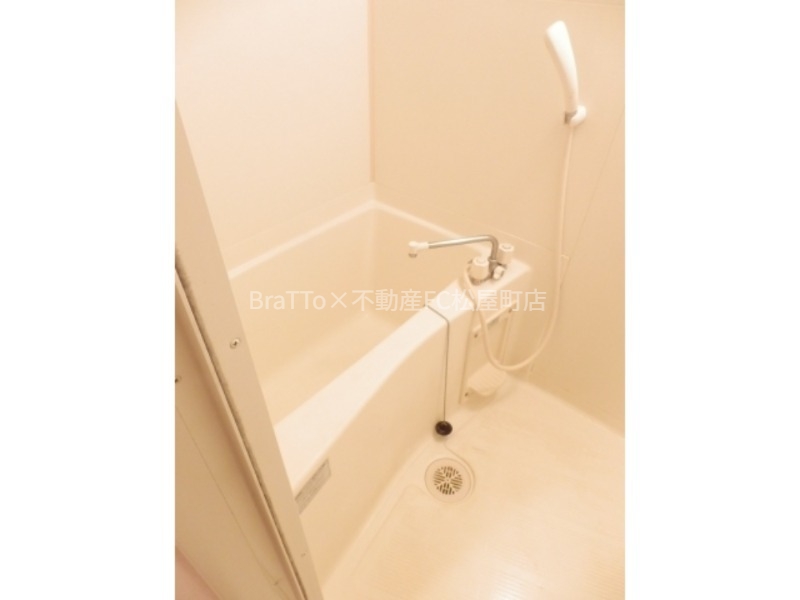 バス・シャワールーム　バス（浴室乾燥機付き）