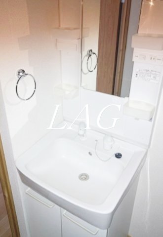 洗面設備　独立洗面台です。