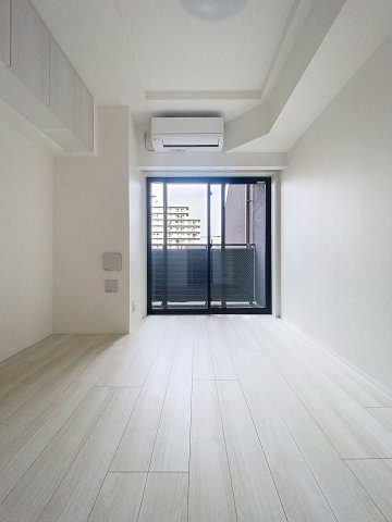 居室・リビング　個人の部屋や寝室として使える洋室です