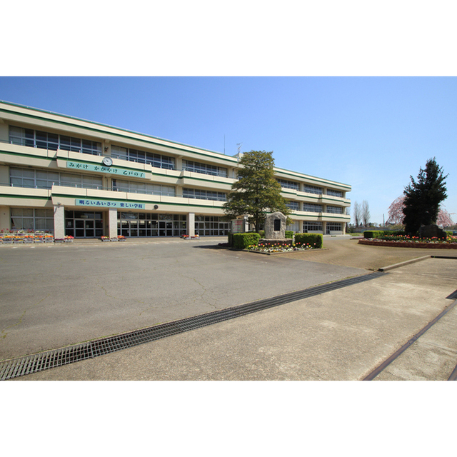 小学校　土浦市立乙戸小学校（小学校）まで1530m