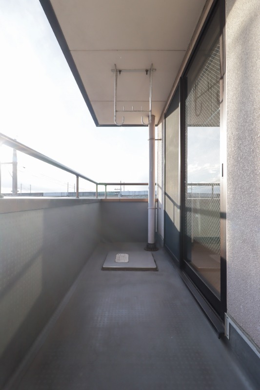 バルコニー　図面と現状に相違がある場合には現状を優先