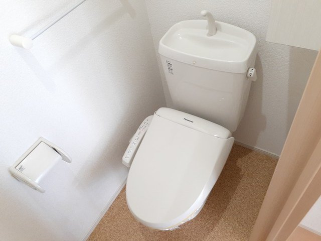 トイレ　トイレもきれいです