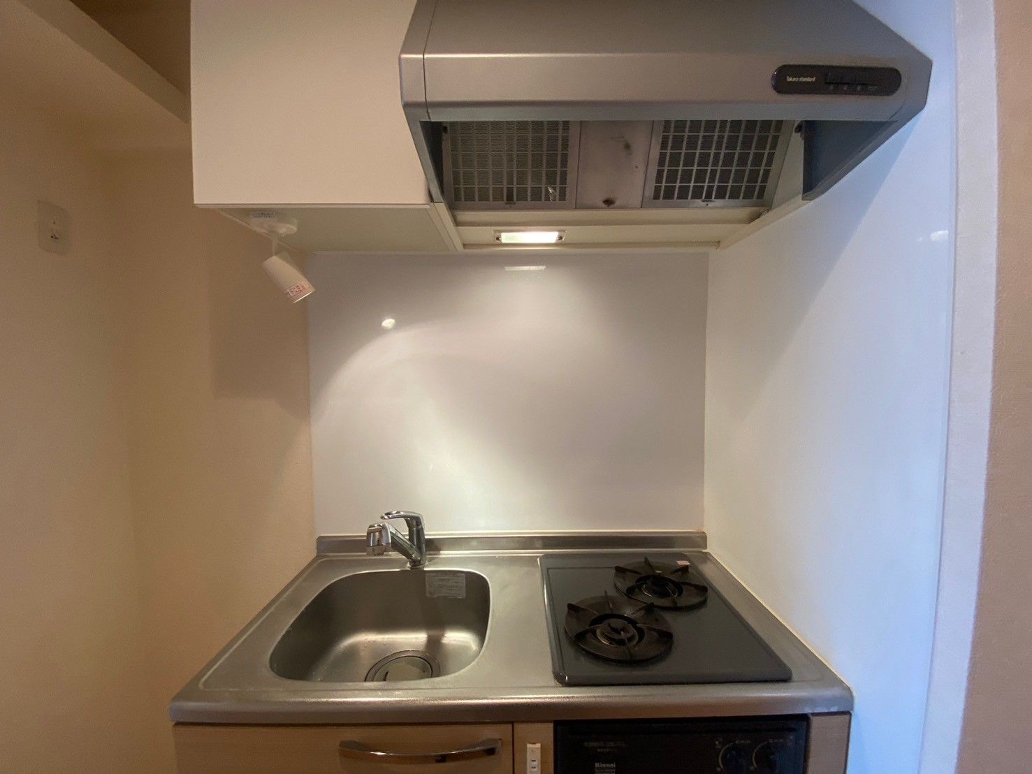 キッチン　アレクサス ラ・ストラーダ