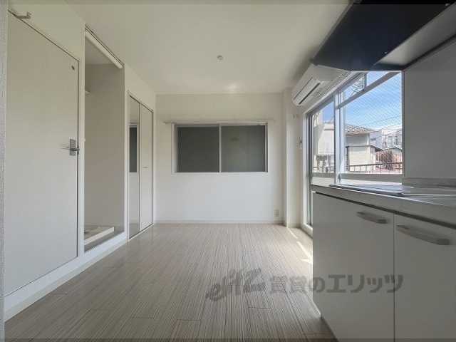 居室・リビング　洋室