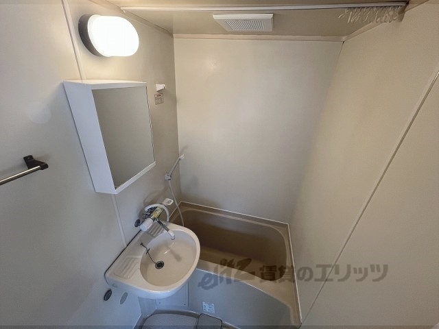 バス・シャワールーム　ユニットバス