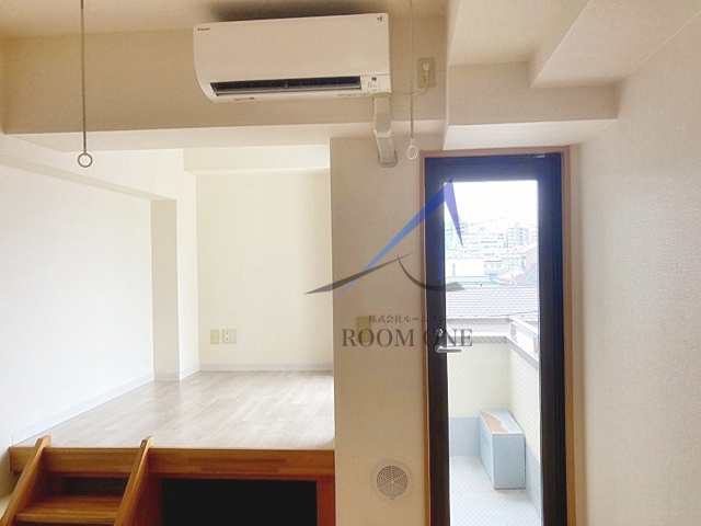 居室・リビング　洋室のお部屋です。