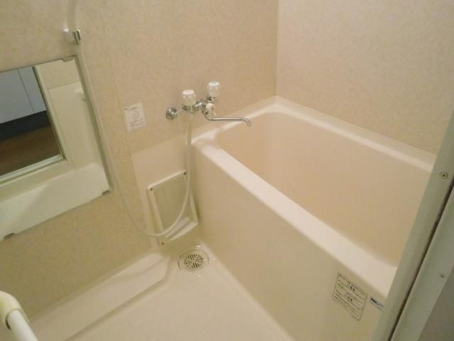 バス・シャワールーム　★バストイレ別のお部屋です★