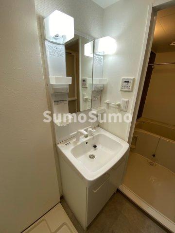 洗面設備　洗面所です