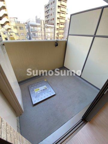 バルコニー　落ち着いた時間を過ごせるバルコニーです