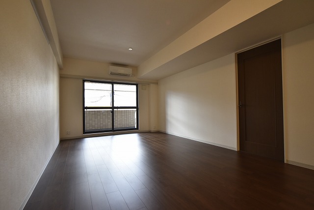 居室・リビング　内観1※別部屋参考写真