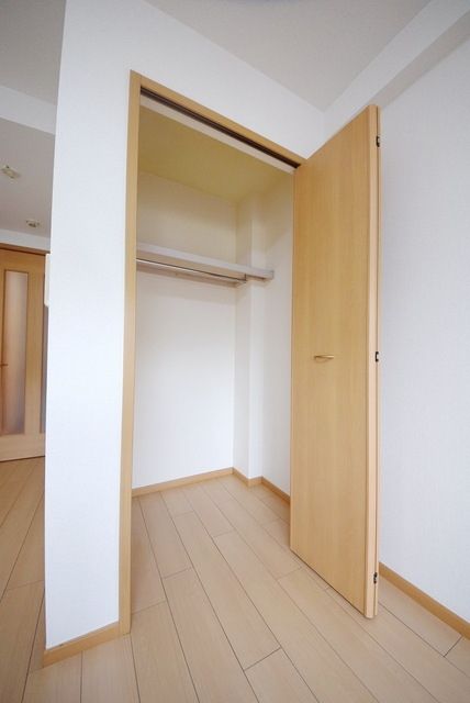 収納　★使い易いクローゼットタイプ★