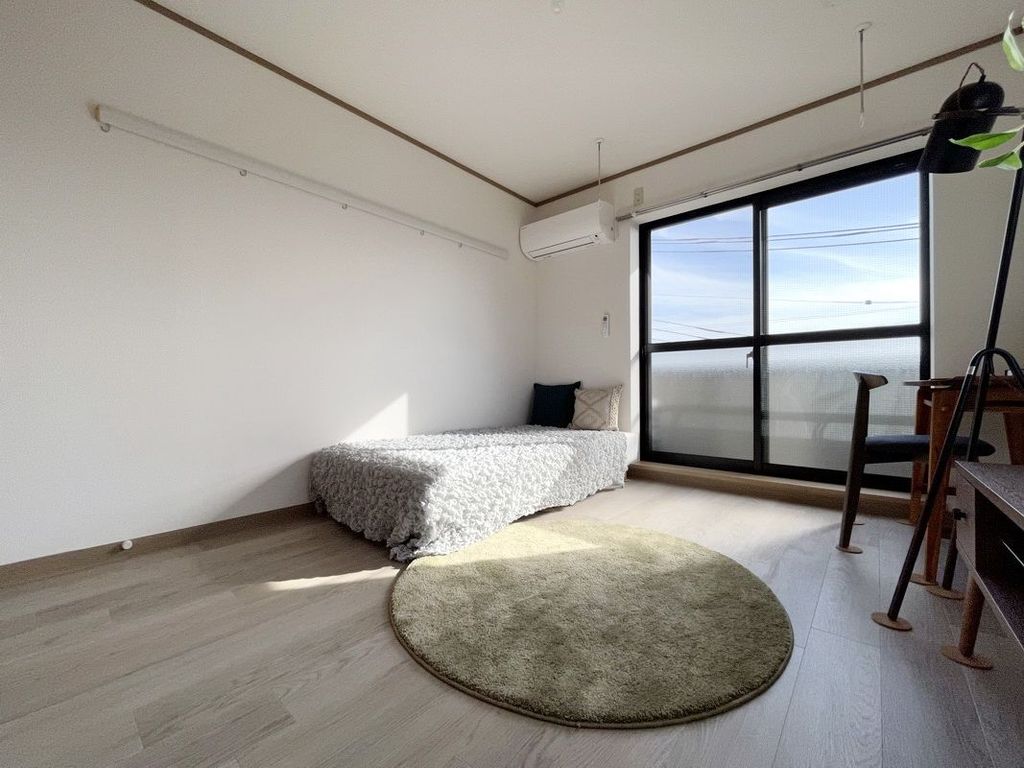 居室・リビング　庭