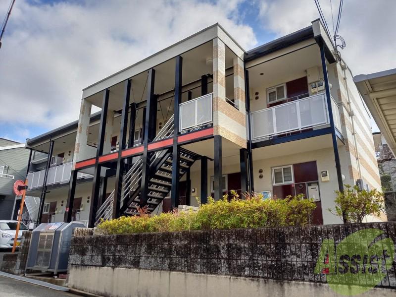 建物外観　２０２２年７月に外壁塗装いたしました。