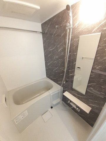 バス・シャワールーム　きれいなお風呂です