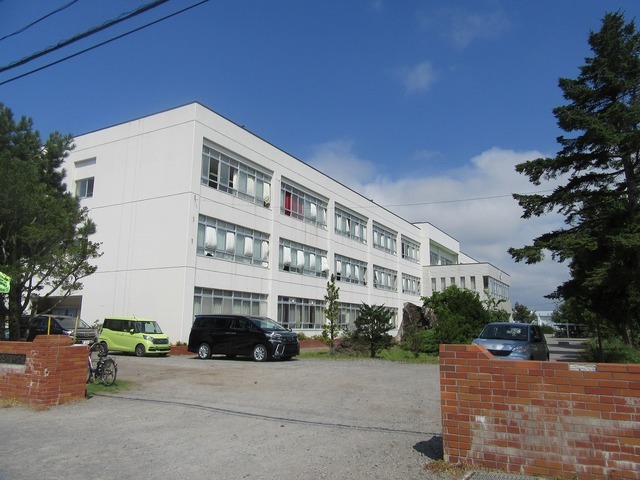 中学校　伊達市立伊達中学校（中学校）まで1364m