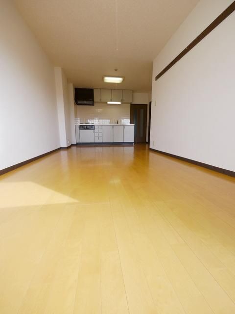 居室・リビング　開放的なリビング♪