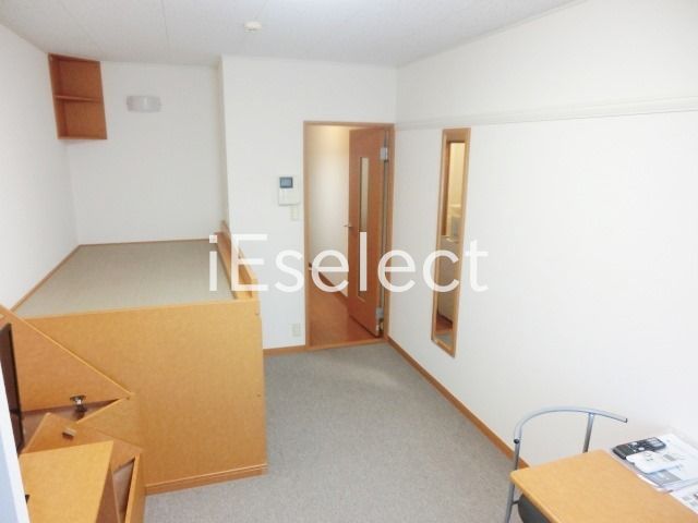 その他部屋・スペース　1階はフローリング、2階はカーペット仕様となります