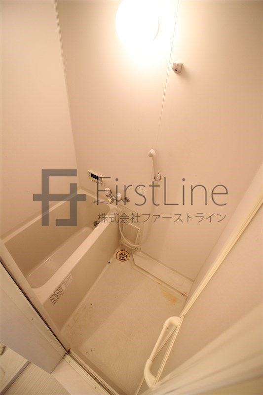 バス・シャワールーム　別号室の写真です