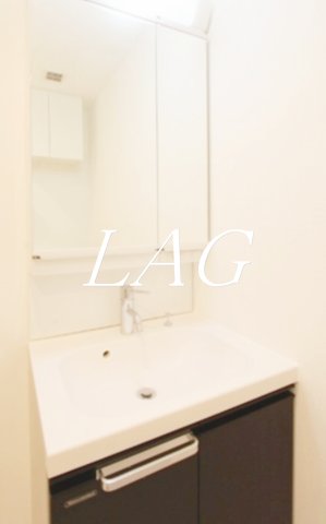 洗面設備　洗面台です。