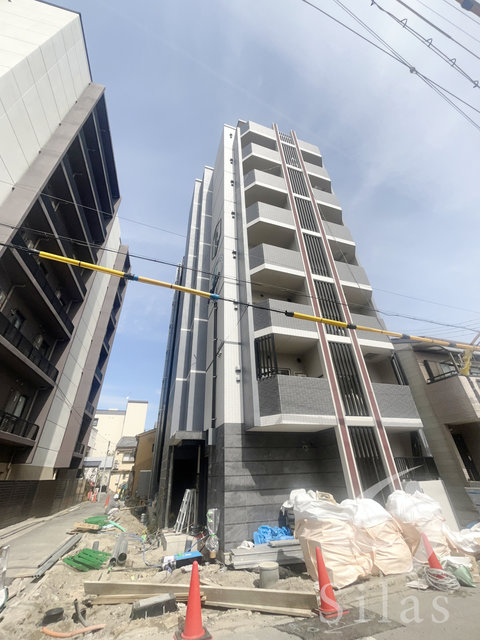 建物外観　建築中