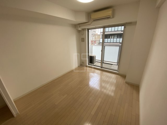 居室・リビング　ルクレ新町レジデンス 　洋室