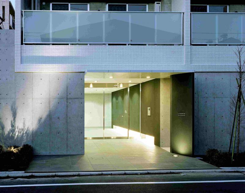 エントランス　建物の内部です