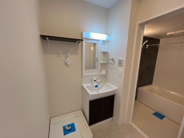 洗面設備　洗髪洗面化粧台