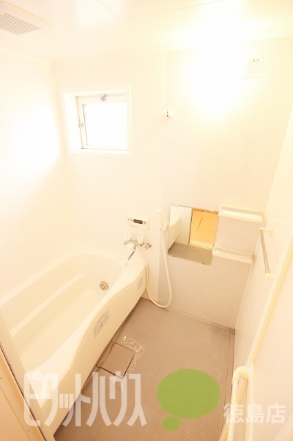 バス・シャワールーム　※同タイプイメージ