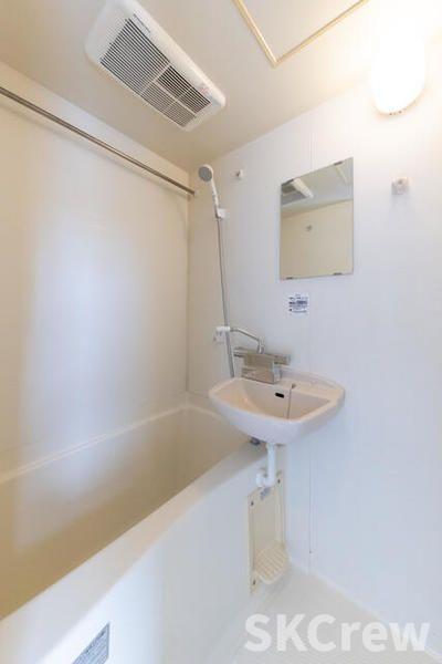 バス・シャワールーム　別号室の写真です