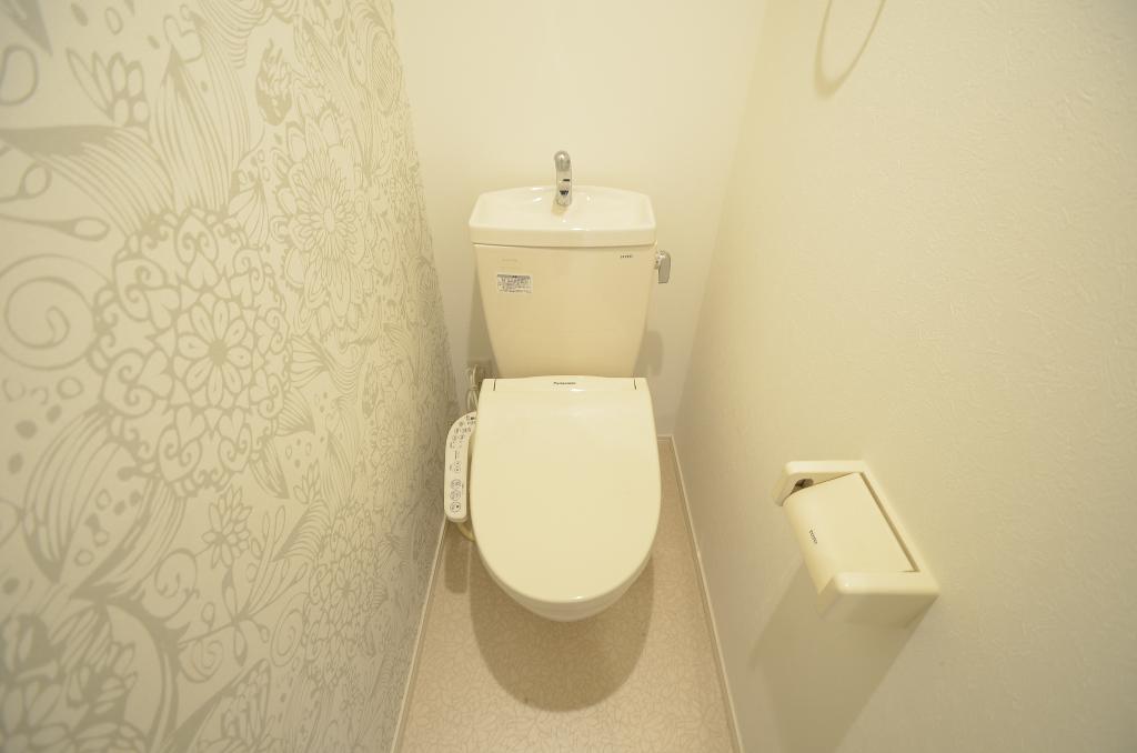 トイレ　シャワー付トイレ