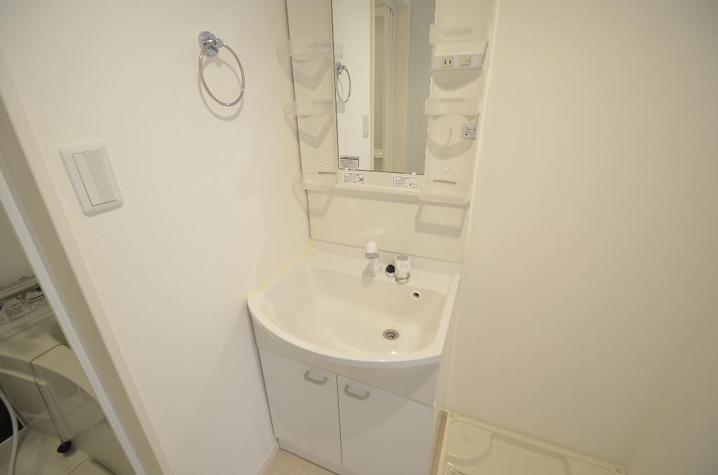 洗面設備　洗髪洗面化粧台