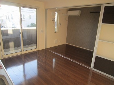 居室・リビング　別階参考