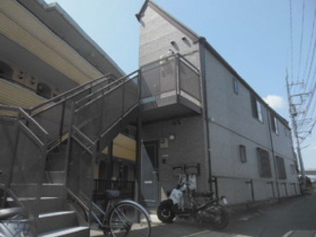 エントランス　★お部屋探しはタウンハウジング高幡不動店まで★