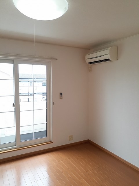 居室・リビング　１０帖のリビング♪