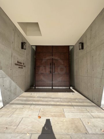 ロビー　レジュールアッシュ心斎橋リュクス　エントランス