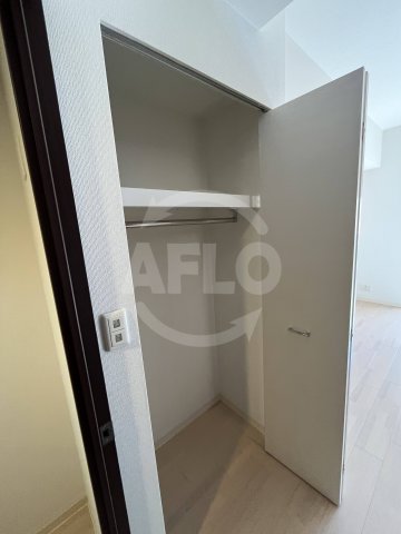 収納　レジュールアッシュ心斎橋リュクス　クローゼット