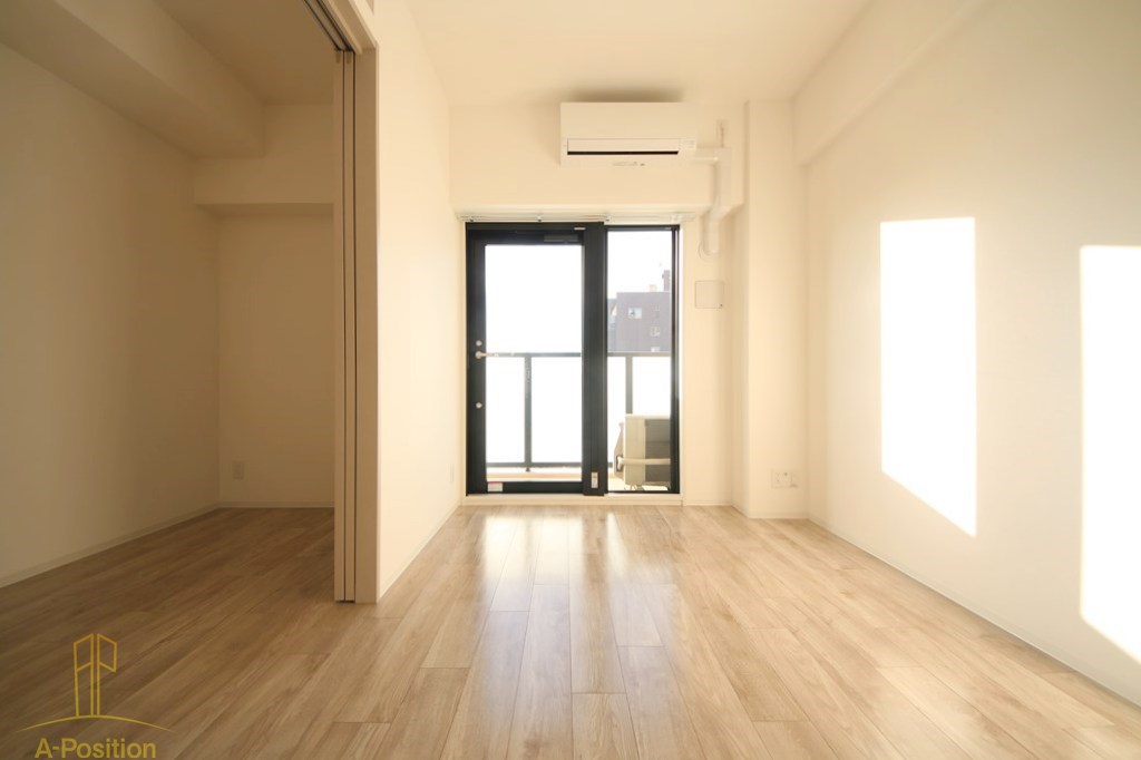 居室・リビング　大阪難波Noah