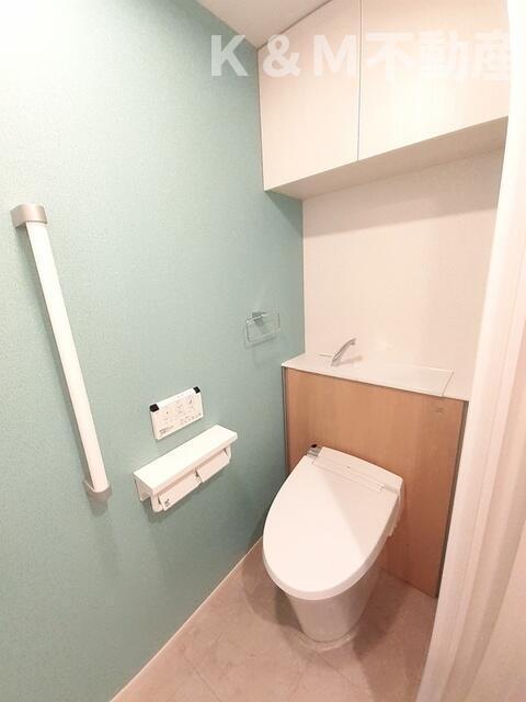 トイレ　清潔感のあるトイレです