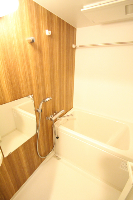 バス・シャワールーム　一日の疲れを癒してください