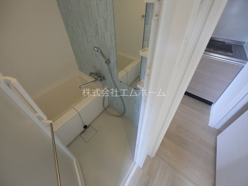 バス・シャワールーム　浴室暖房乾燥機付　24時間換気機能付バスルーム