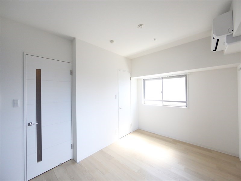 その他部屋・スペース　洋室8帖　ウォークインクローゼット付（収納充実してます）