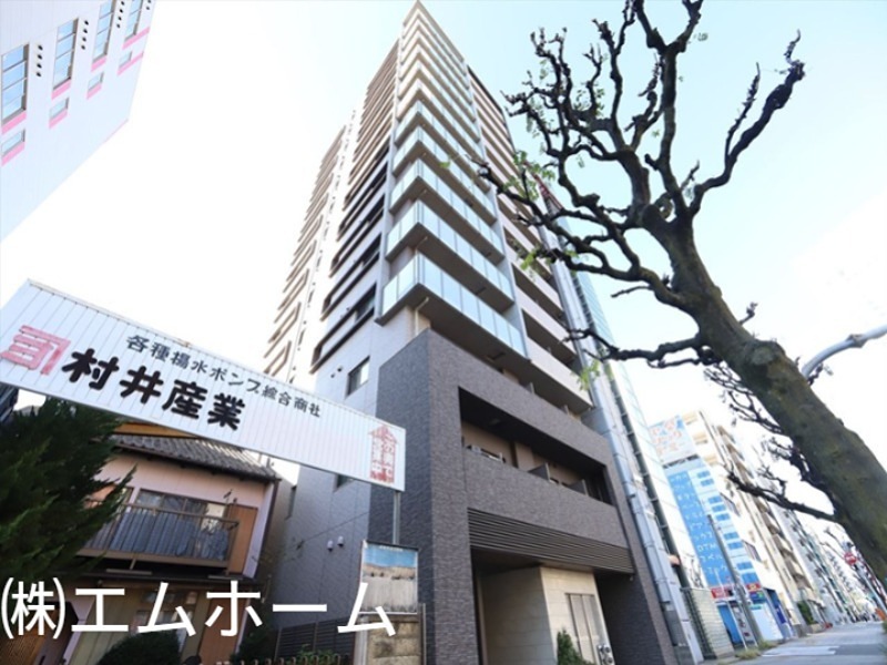 建物外観　外観　防犯カメラ　オートロック　宅配ＢＯＸ　外壁タイル張り